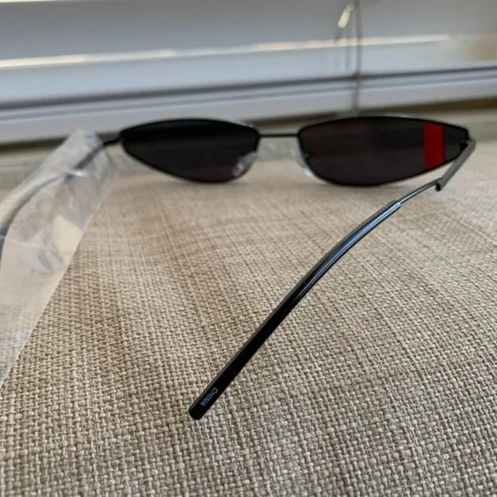 Sunglasses cat eye shape Women metal small cat eye designer red striped